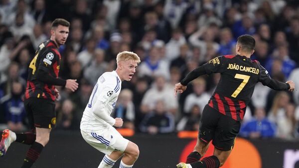 Copenhague le arranca un punto a un Manchester City en inferioridad