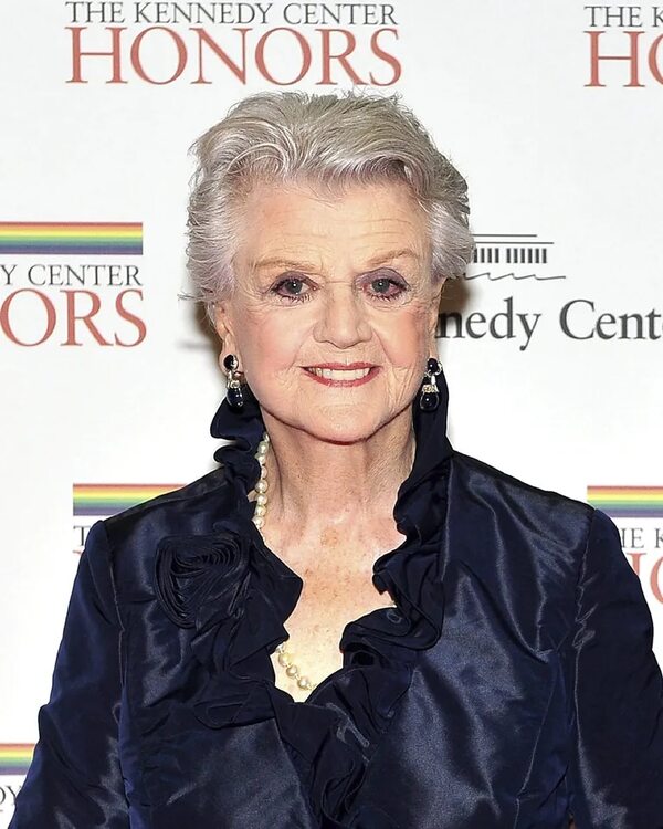 Muere la actriz británica Angela Lansbury a los 96 años - Cine y TV - ABC Color