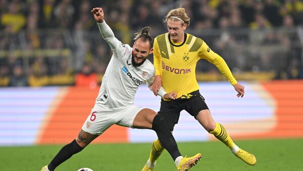 Sevilla iguala con Dortmund y queda con un pie fuera