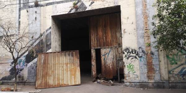 Diario HOY | Hallan un cadáver dentro del predio de la ex cervecería paraguaya