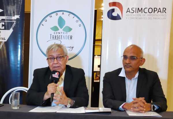 Diario HOY | Ministro presenta los lineamientos del Plan Nacional Transformación Educativa