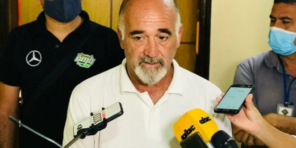 Camionero sostiene que la renuncia de Lichi es un avance, pero no destraba nuevas protestas