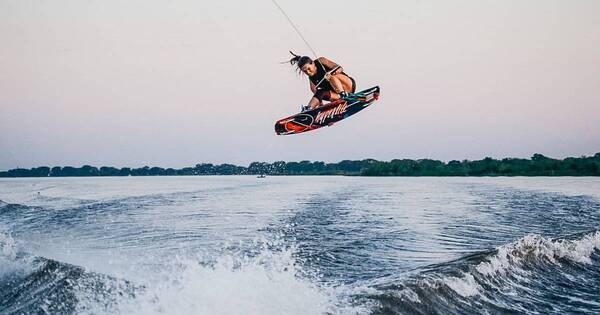 La Nación / ASU 2022: salió 5° en wakeboard y destacó que Paraguay participó con equipo completo