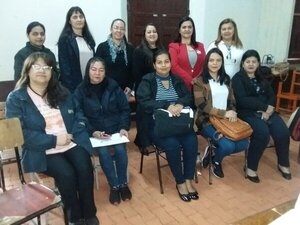 Realizan capacitación para maestras mochileras - Radio Imperio