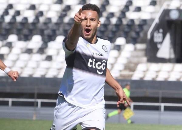 Crónica / Pelotero del Olimpia he'i que no es protagonista de video hot