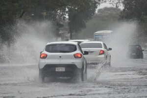 Meteorología alerta que frío y lluvias persistirán hasta la quincena de octubre