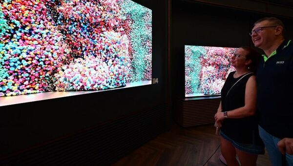 ¿Mientras más grande mejor? Entendiendo el mercado de los televisores que se rige por el tamaño
