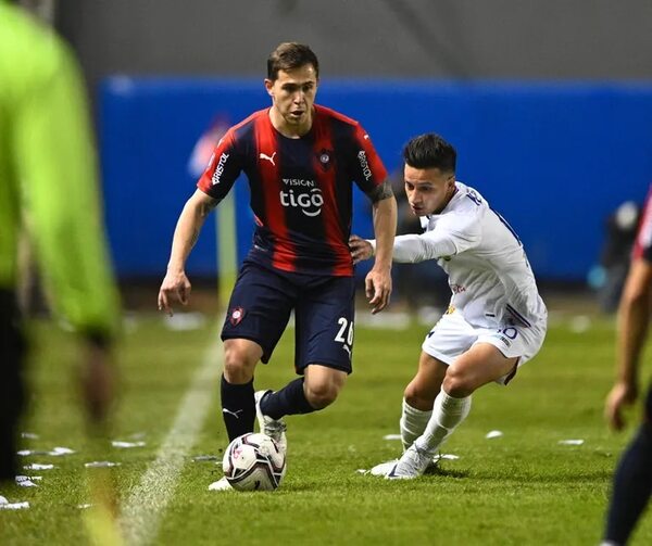 El VAR estuvo “pintado” en Nacional-Cerro Porteño - Fútbol - ABC Color