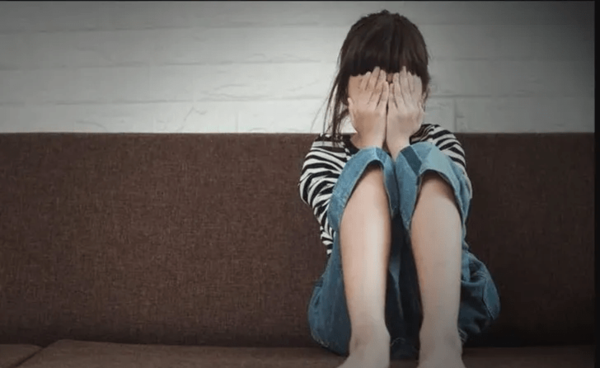 Madre es condenada a 20 años de cárcel por abusar y prostituir a su hija - Noticiero Paraguay