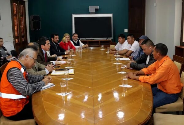 Indígenas llegan a acuerdo con Gobierno y retornarán a sus comunidades - Nacionales - ABC Color