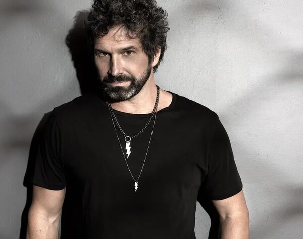 Iván Noble ofrecerá un show acústico en el Teatro del Hotel Guaraní - Música - ABC Color