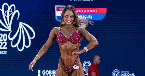 La Nación / Paraguaya obtuvo medalla de plata en Bikini Fitness tras destacarse por su elegancia y femineidad