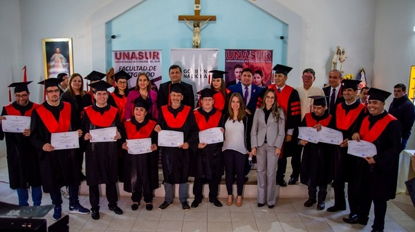 Nueve internos terminan diplomado en Didactica Universitaria