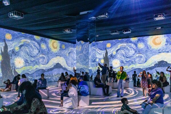 Diario HOY | Últimos días de la muestra "Van Gogh: El Sueño Inmersivo"