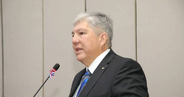 La Nación / Senador responde con ironía al pedido del Ejecutivo para aumentar algunos ítems del PGN 2023
