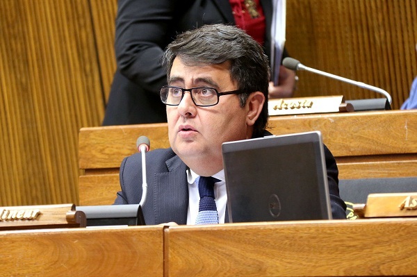 Diputado exige más resultados en la lucha contra el contrabando