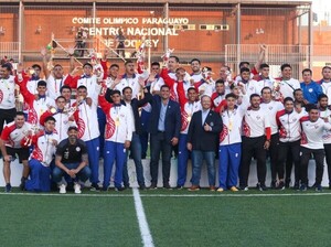 Tras 44 años el fútbol paraguayo vuelve a alcanzar el oro - APF