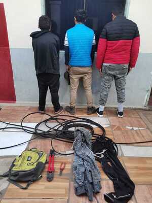 Diario HOY | En Luque sacan de circulación a tres ladrones de cables