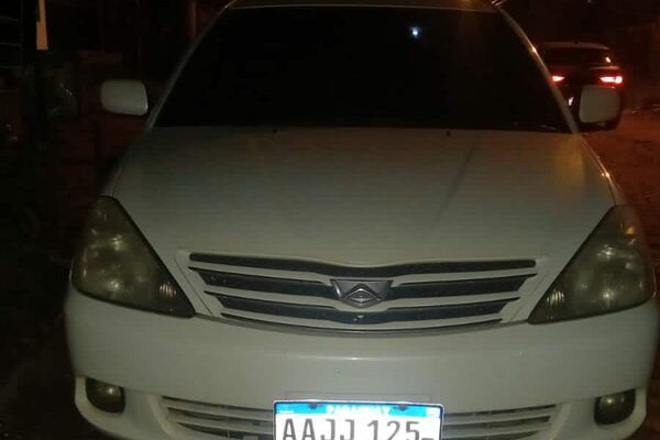 ¡HORROR! Mujer atropella y mata a su propio bebé