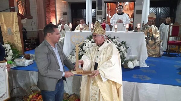 Cardenal Adalberto Martínez es declarado huésped ilustre de la ciudad de Pilar - Nacionales - ABC Color