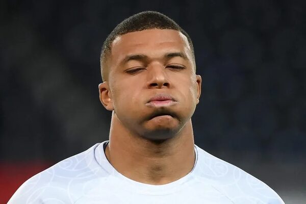 El PSG atacaba a Mbappé en redes sociales - Fútbol Internacional - ABC Color