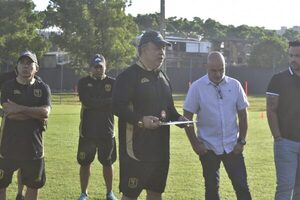 Diario HOY | Robert Pereira sustituye a Iván Almeida en Tacuary 