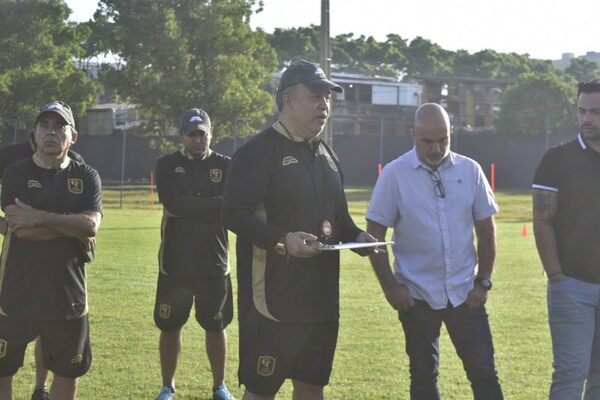 Diario HOY | Robert Pereira sustituye a Iván Almeida en Tacuary
