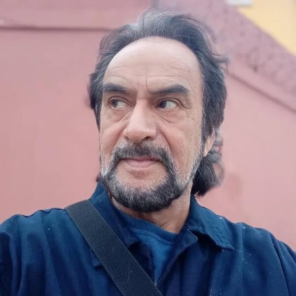Mario Casartelli presenta sus ensayos en el libro “Repasos” - Literatura - ABC Color