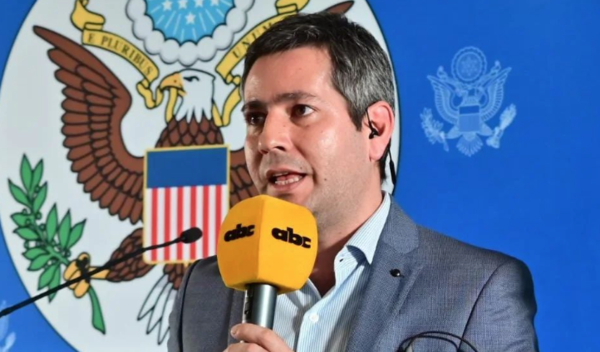 Diario HOY | Javier Panza cae en 'fake news' sobre Roque Santacruz: “¿Traumatismo anorectal (...)”