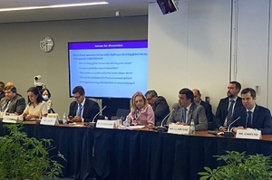 Debaten sobre perspectivas económicas de Estados Unidos y América Latina - .::Agencia IP::.