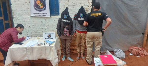 Allanamiento en Central: Detienen a cuatro personas e incautaron dosis de cocaína