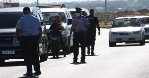 La Nación / Presentarán proyecto que faculta a la Policía a tomar medidas más drásticas con motociclistas sin casco