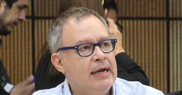La Nación / Apriete oficialista contra la Fiscalía: Abdo ignora recomendaciones de Gafilat, reclama senador