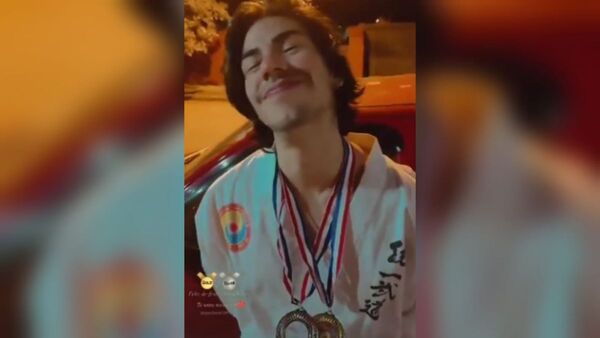 Trabajó todo el día, fue a competir en los Juegos Odesur y ganó medalla de oro
