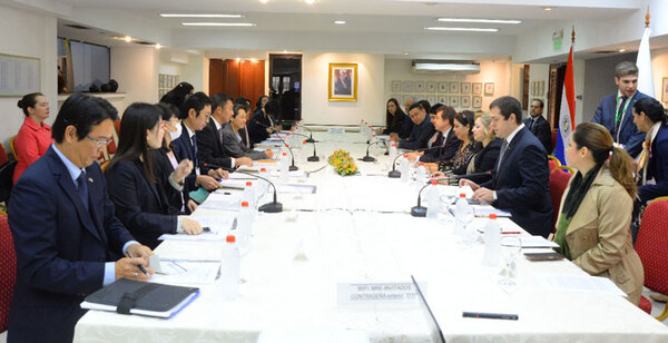 Paraguay y Japón interesados en promover desarrollo socioeconómico inclusivo y sostenible - Revista PLUS
