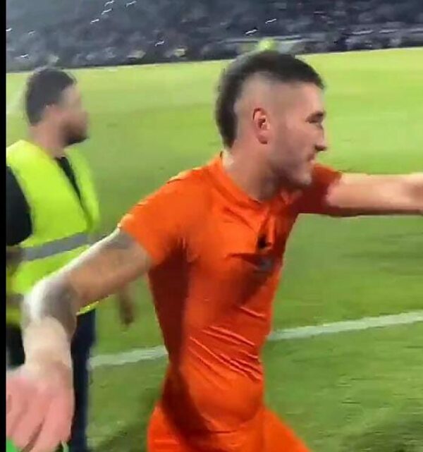 (VIDEO)¡Arquerazo!: Mirá el gesto de Gastón Olveira con un niño