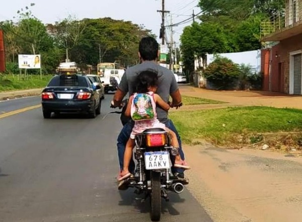 Niños accidentados en moto: padres deben ser procesados, señalan - Unicanal