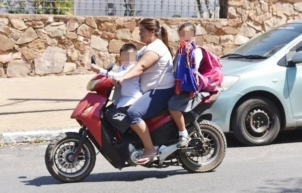 Padres de niños accidentados en moto deben ser procesados, afirman - trece