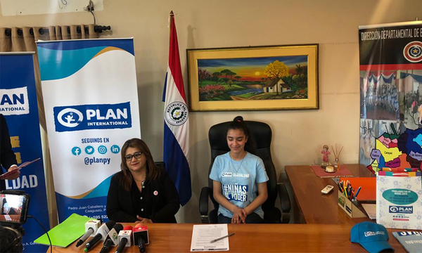 Natalia asumió la Dirección Departamental de Educación por un día - OviedoPress