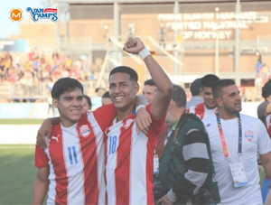 LA ALBIRROJA SUB 20 SE VISTIÓ DE ORO · Radio Monumental 1080 AM