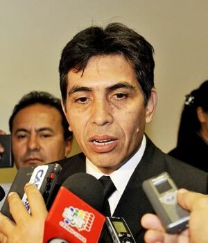 Dan libertad condicional al excontralor Velázquez en caso “secretaria vip” - Policiales - ABC Color