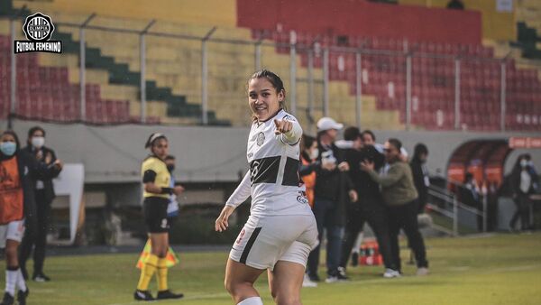 Olimpia debuta con victoria en la Libertadores femenina
