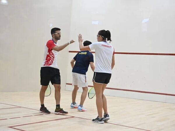 Odesur: Paraguay es medalla de plata en Dobles mixto de Squash - Polideportivo - ABC Color