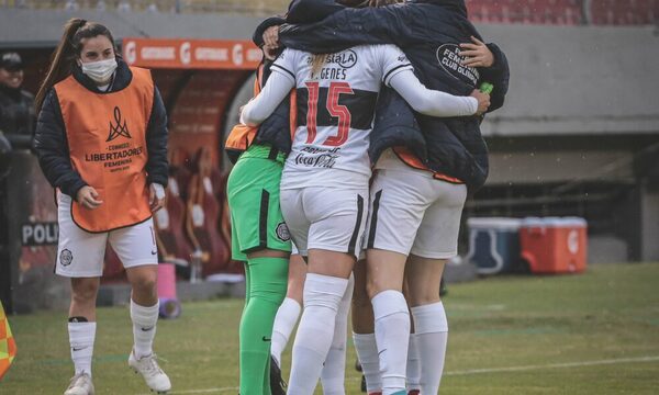 ¡Capísimas! Laschi de Olimpia entraron ganando en la Copa Libertadores