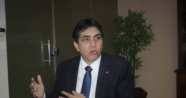 La Nación / Conceden libertad condicional al excontralor Óscar Rubén Velázquez, condenado por lesión de confianza