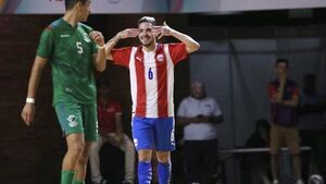 Paraguay aplasta a Bolivia y va por el oro en futsal