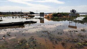 Alto Paraná e Itapúa, inundadas por la repentina crecida del río Paraná