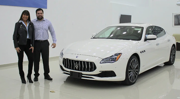 Diputada y “su” Maserati de US$ 150.000 desata ira de “comunes” - Noticiero Paraguay