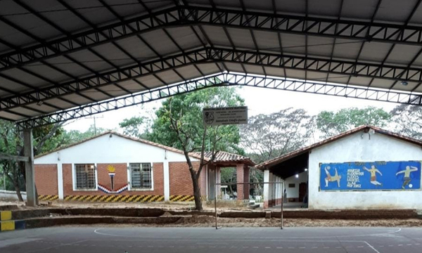 Pelea en torneo por “amorío” entre Directora y esposo de docente - OviedoPress