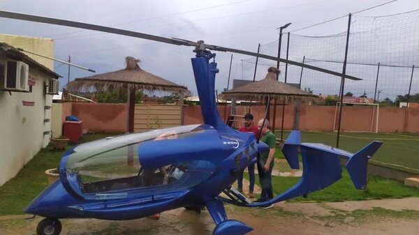 Peligroso aterrizaje de girocóptero en una calle vecinal - ABC en el Este - ABC Color